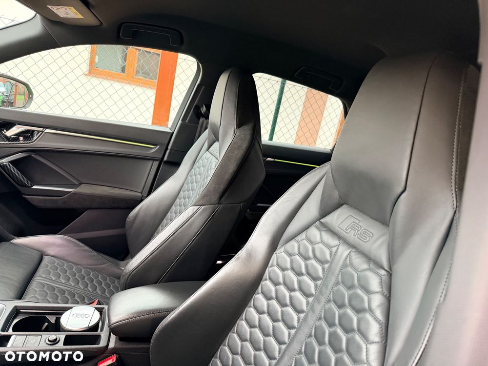 Audi Q3 - 17