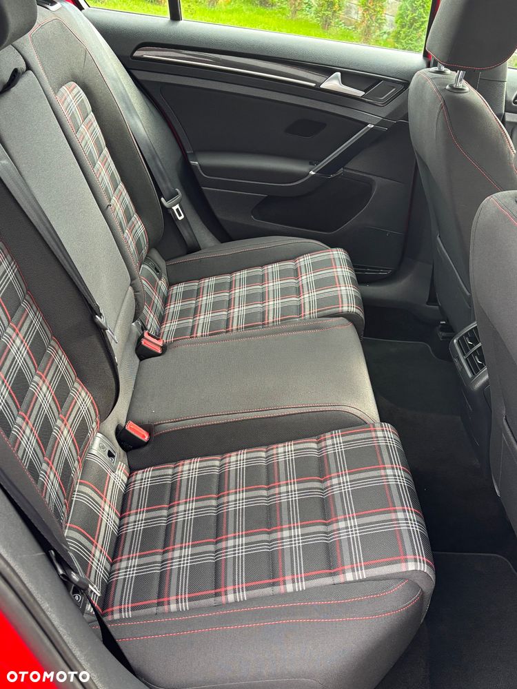 Volkswagen Golf VII 2.0 TSI BMT GTI - 26
