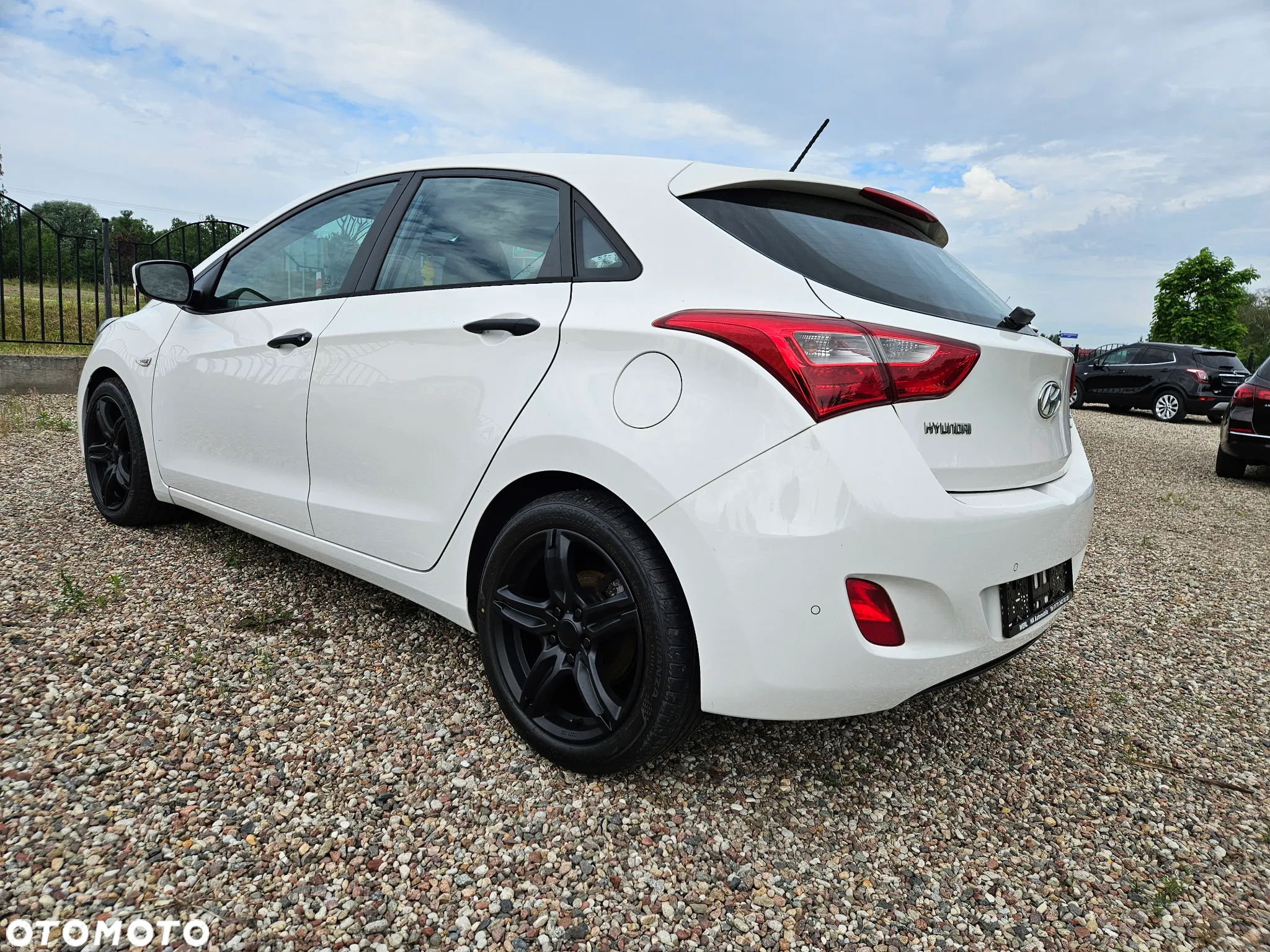 Hyundai i30 1.4 Trend - 14