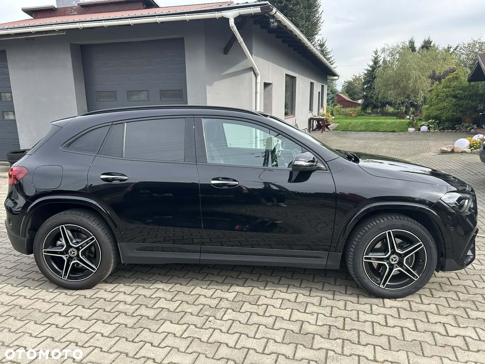 Mercedes-Benz GLA - 17