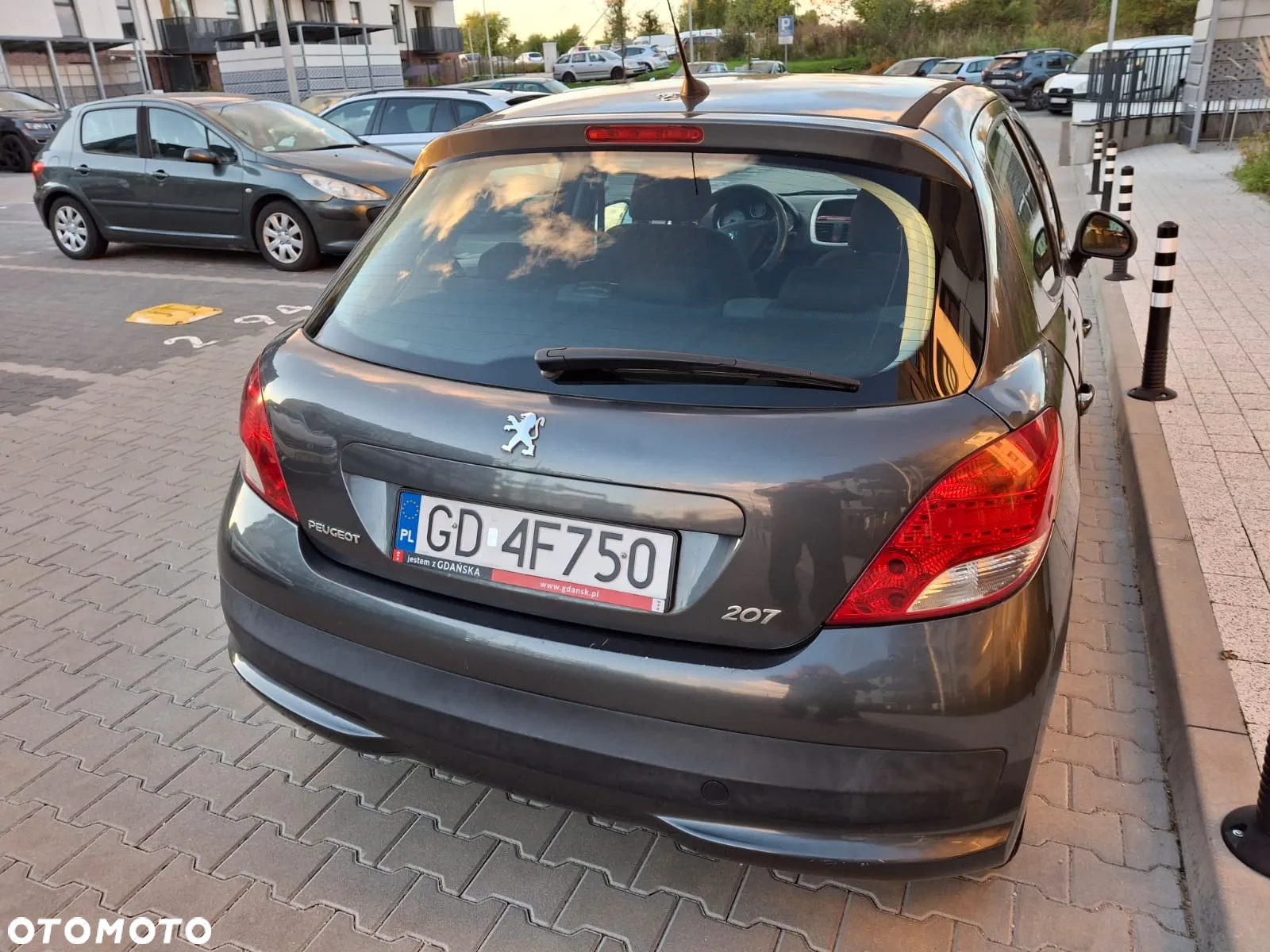 Peugeot 207 - 2