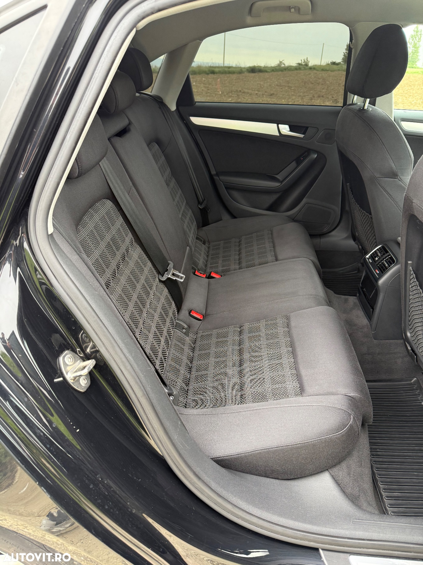 Audi A4 2.0 TDI DPF multitronic S line Sportpaket - 15