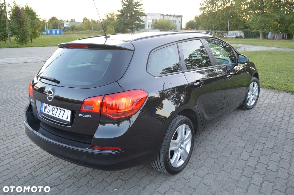 Opel Astra - 4