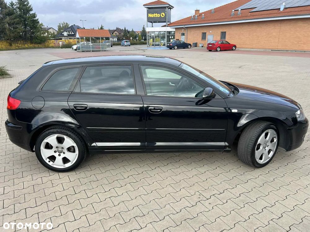 Audi A3 2.0 TDI Ambiente - 4