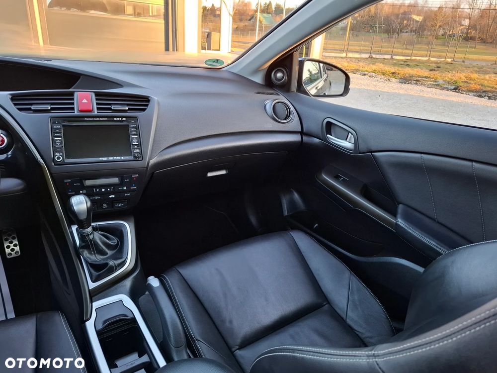 Honda Civic 1.8 Executive - 11