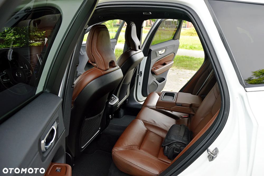 Volvo XC 60 T5 AWD Geartronic Inscription - 8