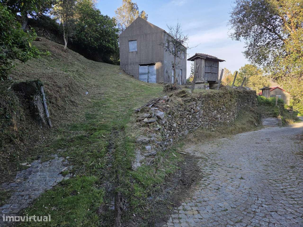 Venda de moradia e terreno no Candal, Serra da Arada - Grande imagem: 3/11