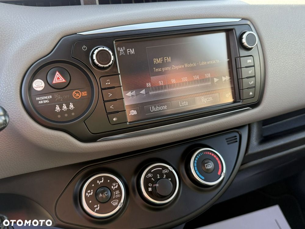 Toyota Yaris - 20