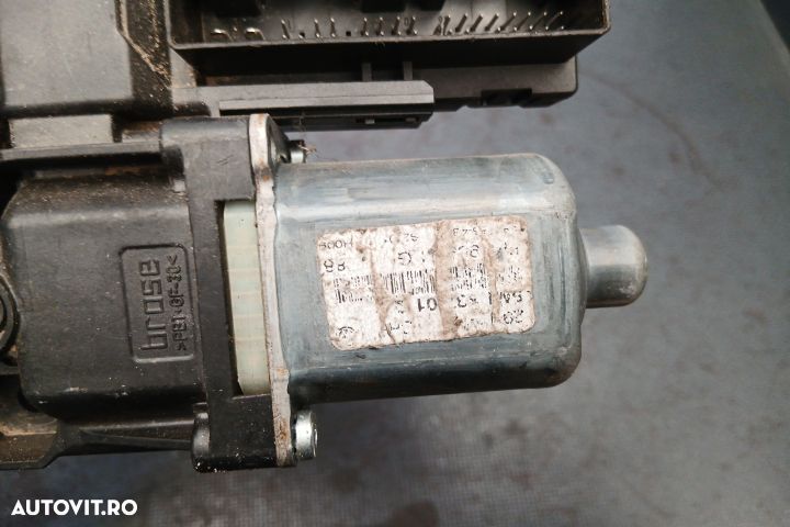 Motoras macara geam fata stanga 5M1837401Q 5K0959793A 5M1837401Q 5K09 - 5