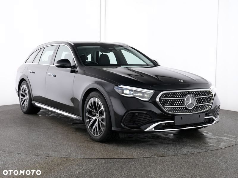 Mercedes-Benz Klasa E 300 de PHEV 4-Matic All-Terrain Avantgarde 9G-Tronic - 1