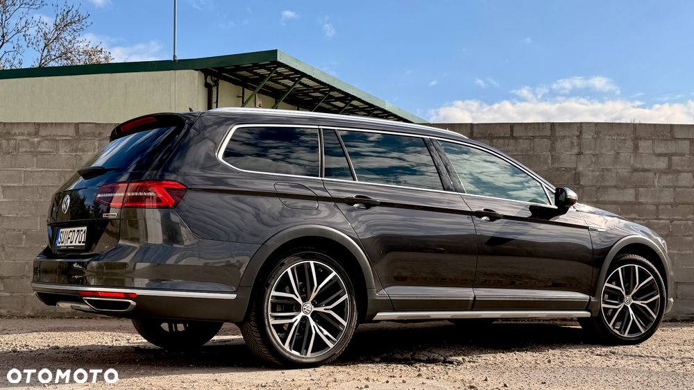 Volkswagen Passat Alltrack 2.0 TDI SCR 4Motion DSG - 23