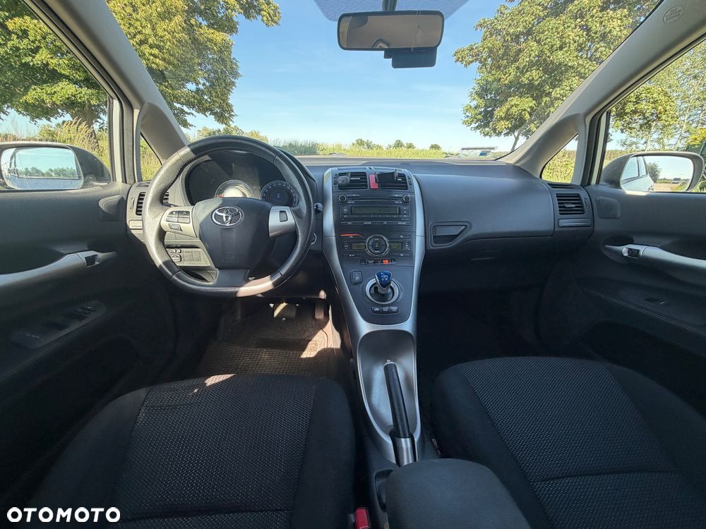 Toyota Auris 1.8 HSD Sol - 7