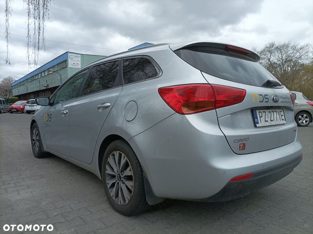 Kia Ceed 1.6 CRDi M - 4