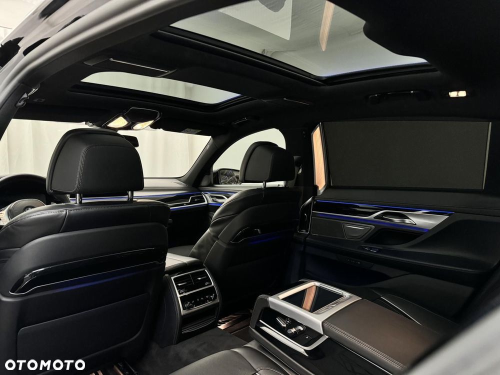 BMW Seria 7 - 23