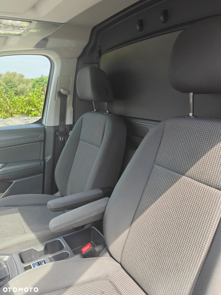 Volkswagen Caddy - 18