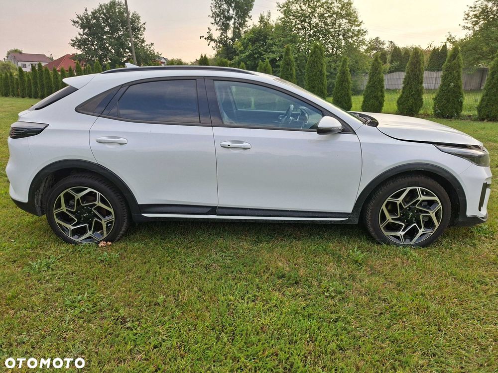 Kia XCeed - 4