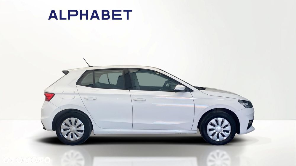 Skoda Fabia 1.0 Essence - 6