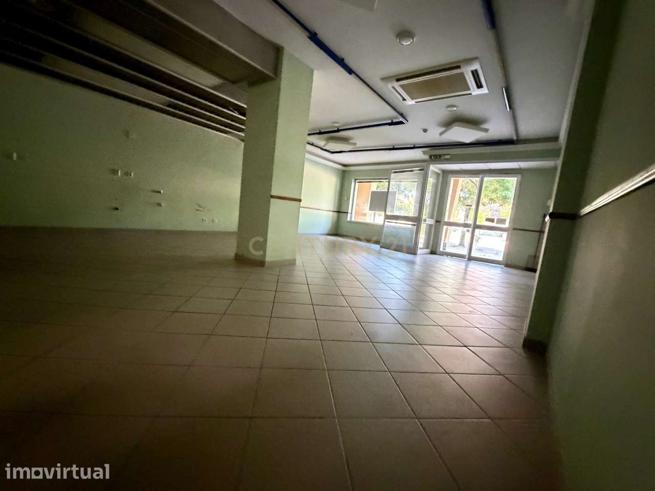 Loja ampla com potencial para apartamento - Grande imagem: 5/16