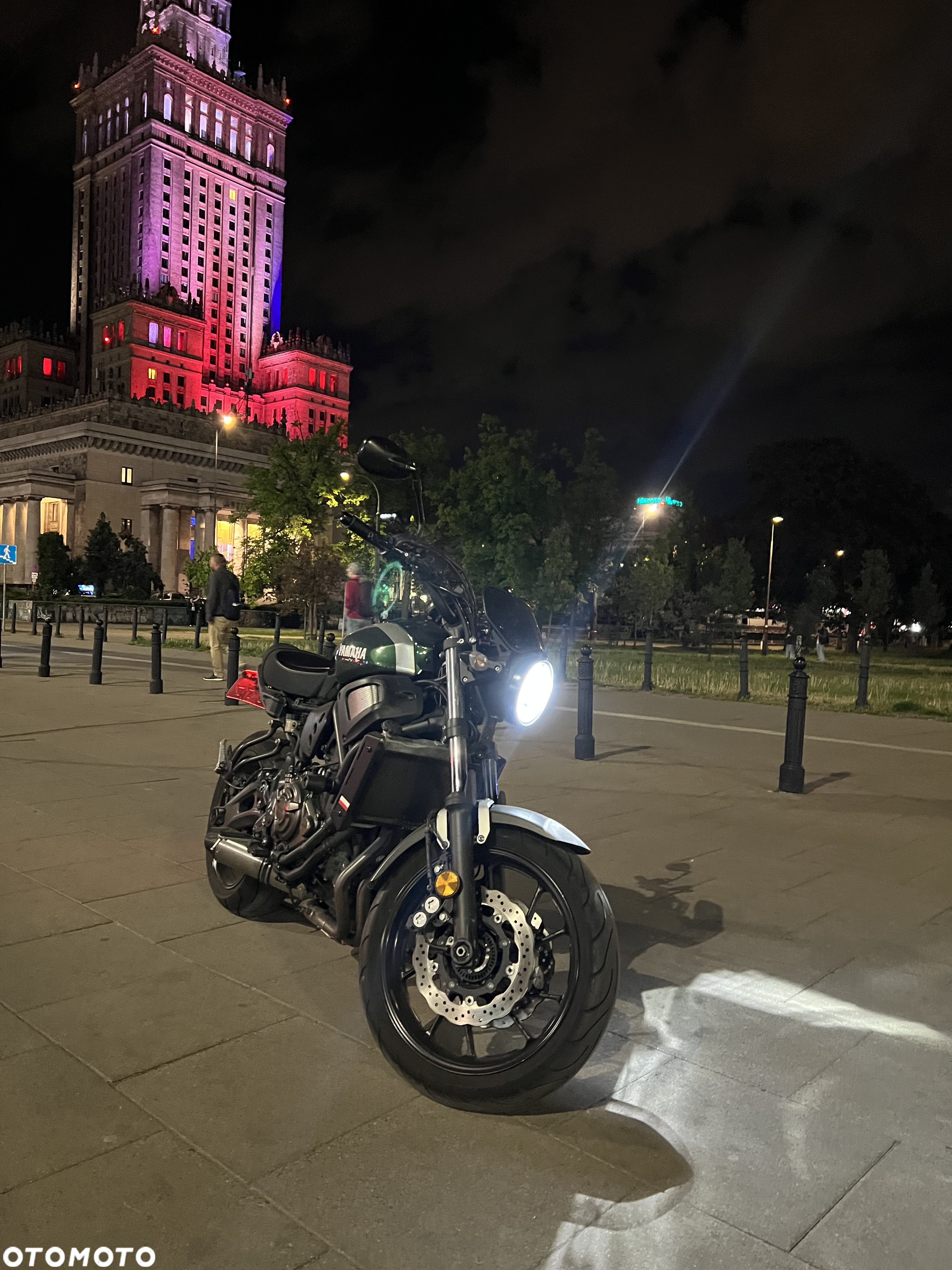 Yamaha XSR - 4