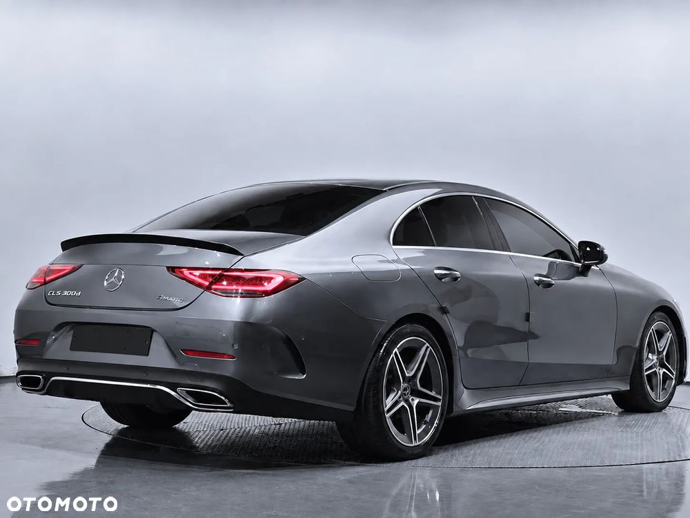 Mercedes-Benz CLS 300 d 9G-TRONIC AMG Line - 3