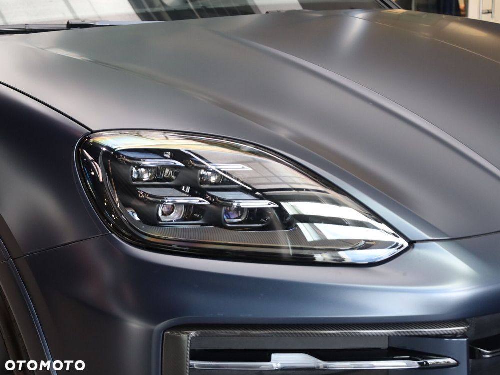 Porsche Cayenne - 24