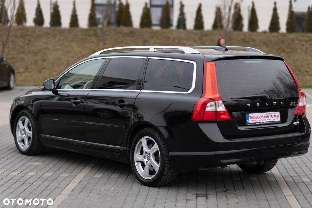 Volvo V70 D3 Summum - 6