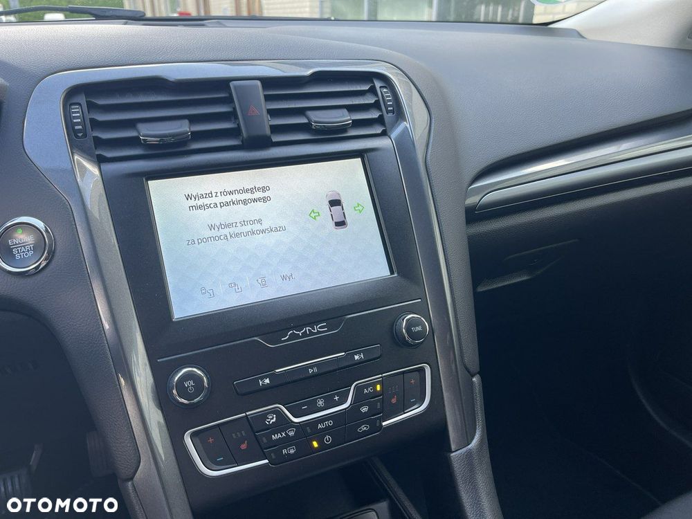 Ford Mondeo - 37