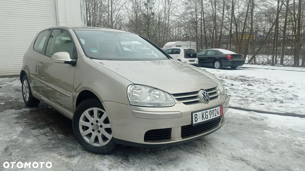 Volkswagen Golf 1.4 Comfortline - 26