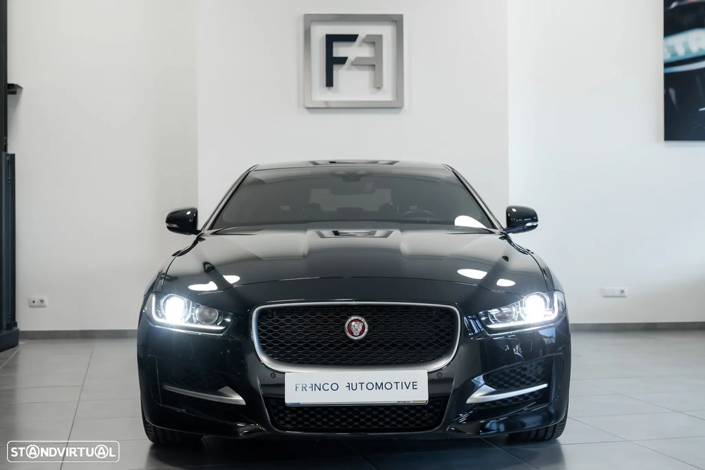 Jaguar XE 2.0 D R-Sport Aut. - 2