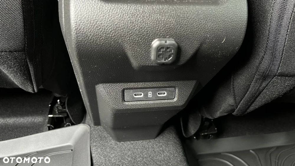 Dacia Duster 1.8 Full Hybrid 155 Journey MMT - 25