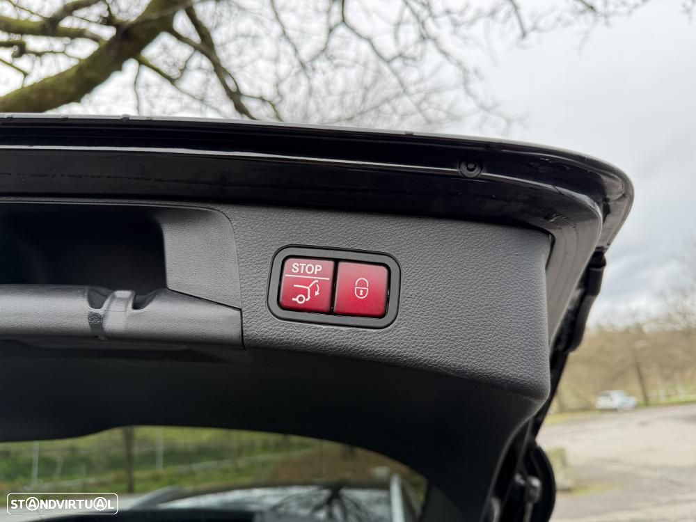 Mercedes-Benz C 350 e T 7G-TRONIC AMG Line - 29