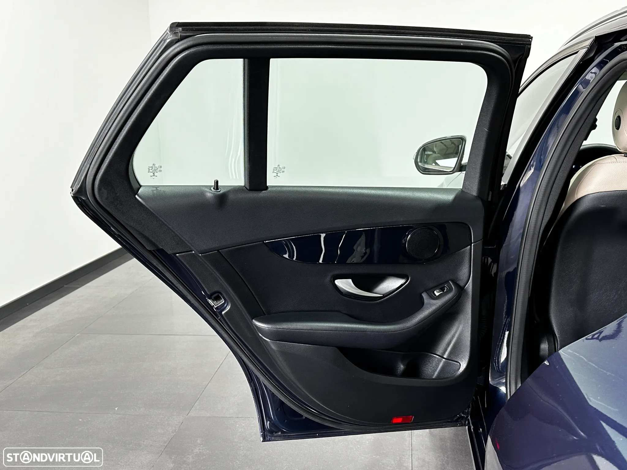 Mercedes-Benz C 200 d Business Solutions - 39