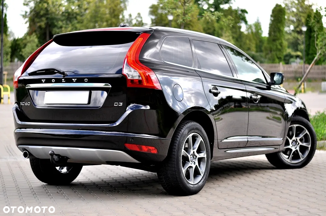 Volvo XC 60 D3 Drive-E Ocean Race - 14