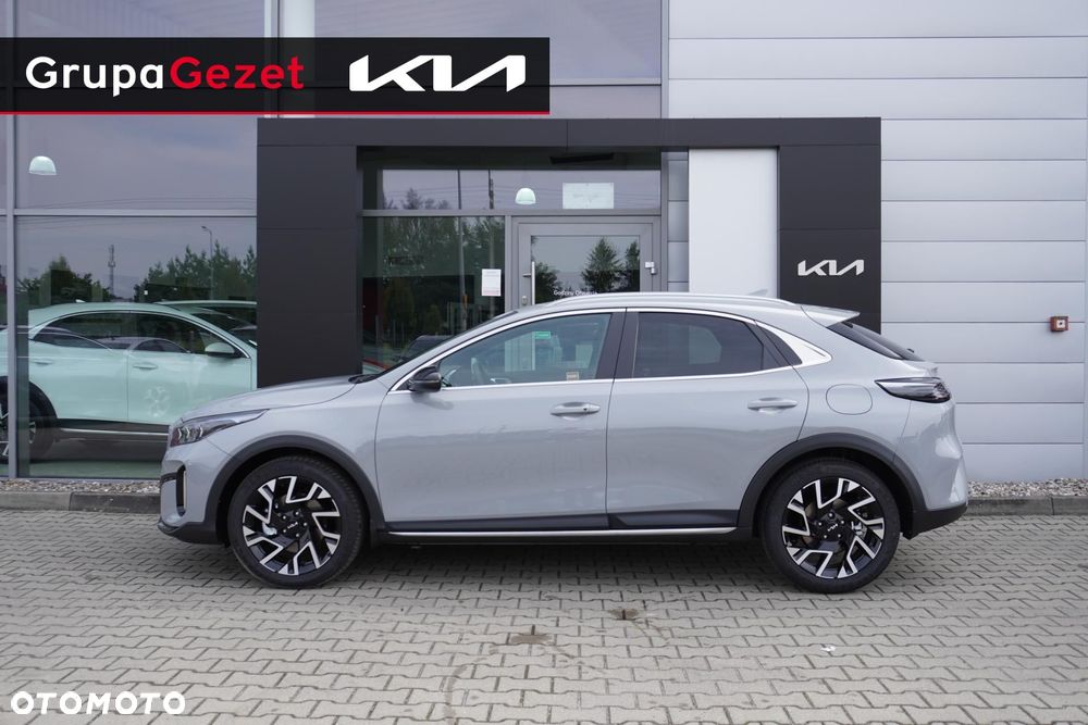 Kia XCeed - 11