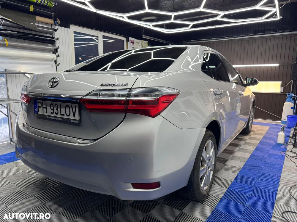 Toyota Corolla 1.6 Valvematic CVT Sol - 2