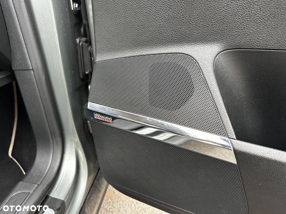 Volkswagen Passat Variant 3.2 V6 FSI 4Mot Highline DSG - 33