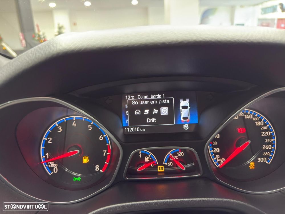 Ford Focus 2.3 EcoBoost RS Pack Performance - 42