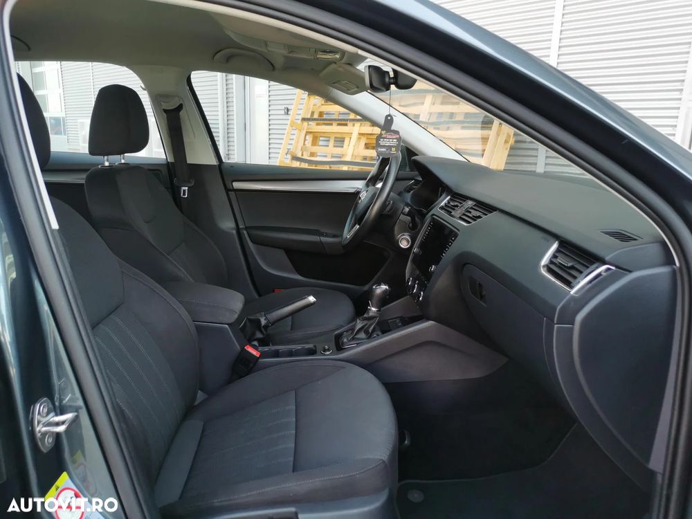 Skoda Octavia 1.5 TSI DSG MHEV Style - 15