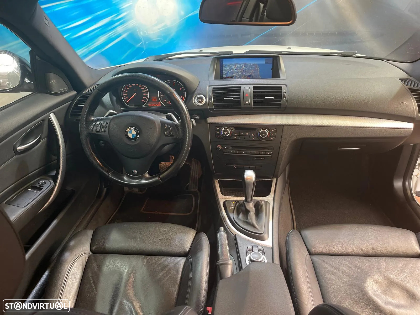 BMW 123 d Coupe Aut. Limited Edition Lifestyle c/ M Sport Pack - 32