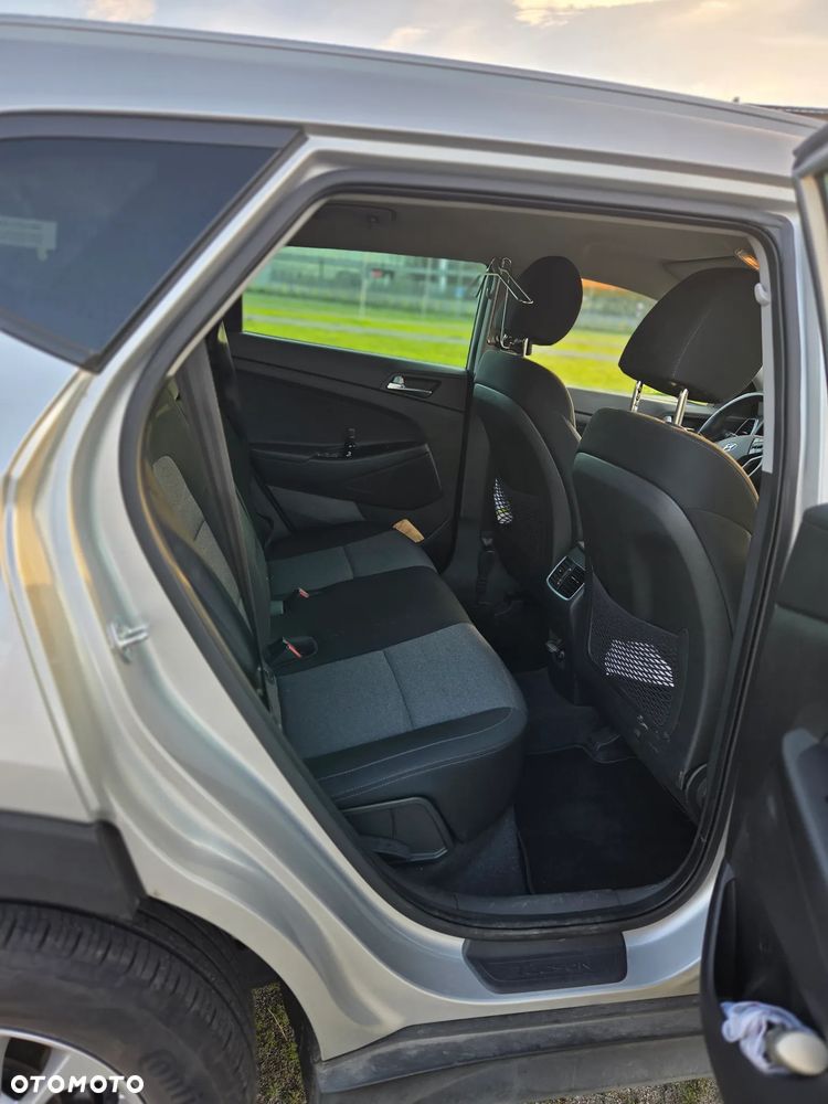 Hyundai Tucson 1.6 GDi Comfort 2WD - 23