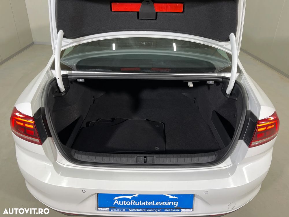 Volkswagen Passat 2.0 TDI DSG Comfortline - 12