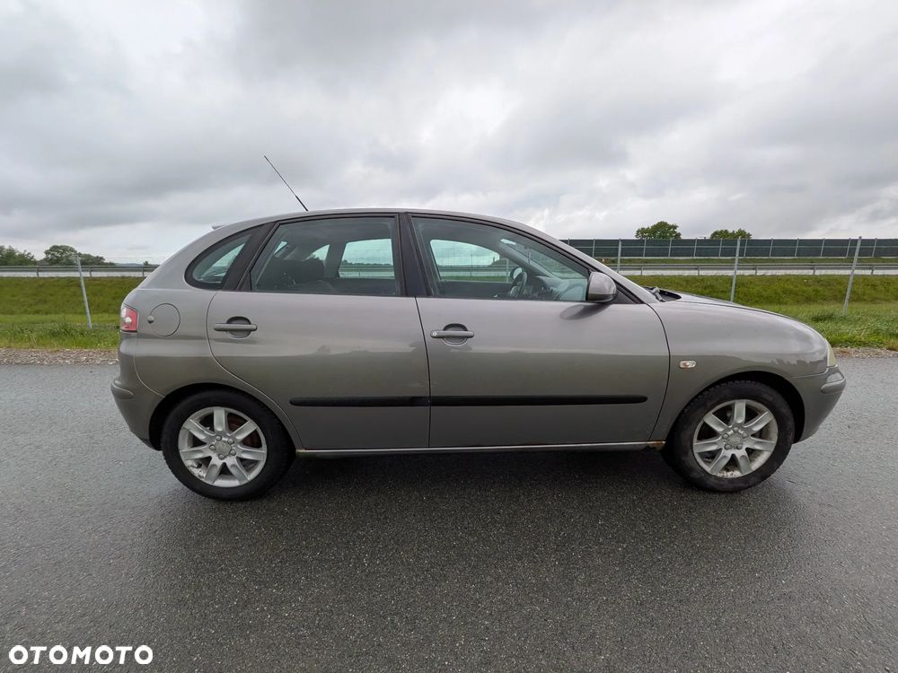 Seat Ibiza 1.4 16V Reference - 7