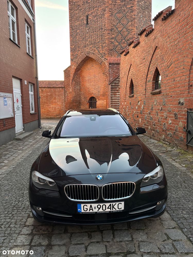 BMW Seria 5 525d xDrive Modern Line - 1