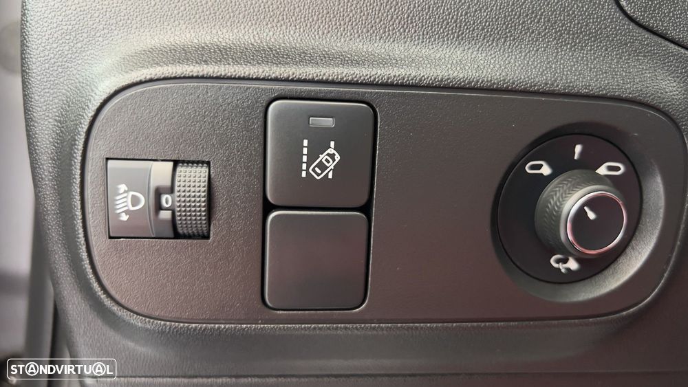 Citroën C3 1.2 PureTech Feel - 19
