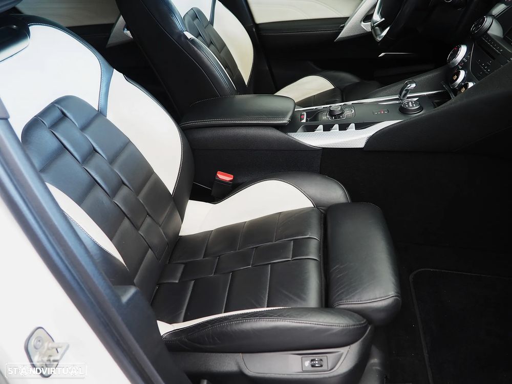 Citroën DS5 2.0 HDi Hybrid4 Sport Chic CMP6 - 15