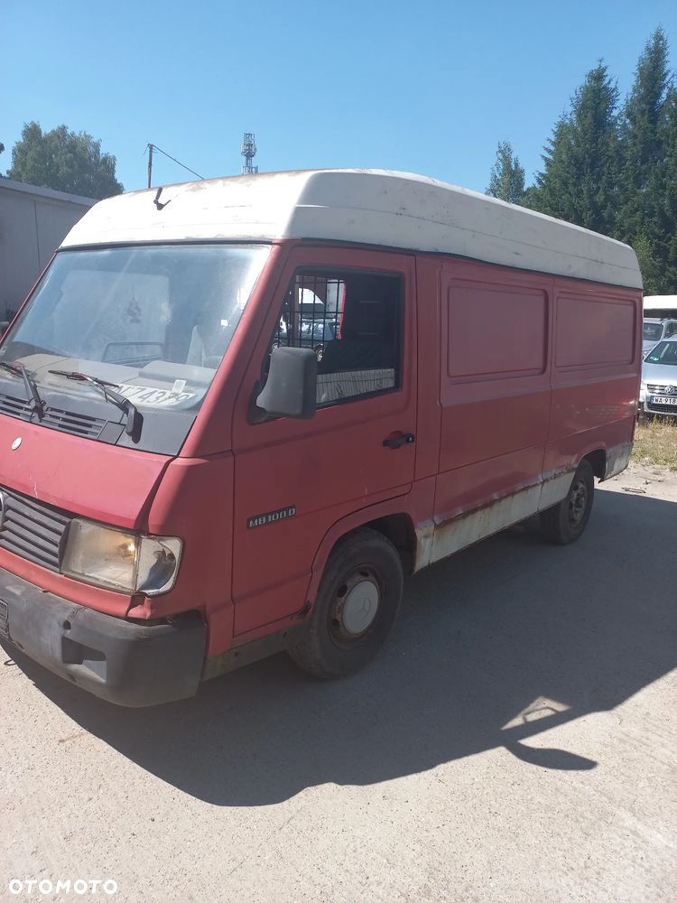 Mercedes-Benz MB 100 - 2