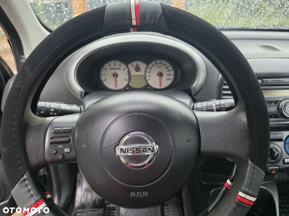 Nissan Micra 1.4 Active Luxury - 9