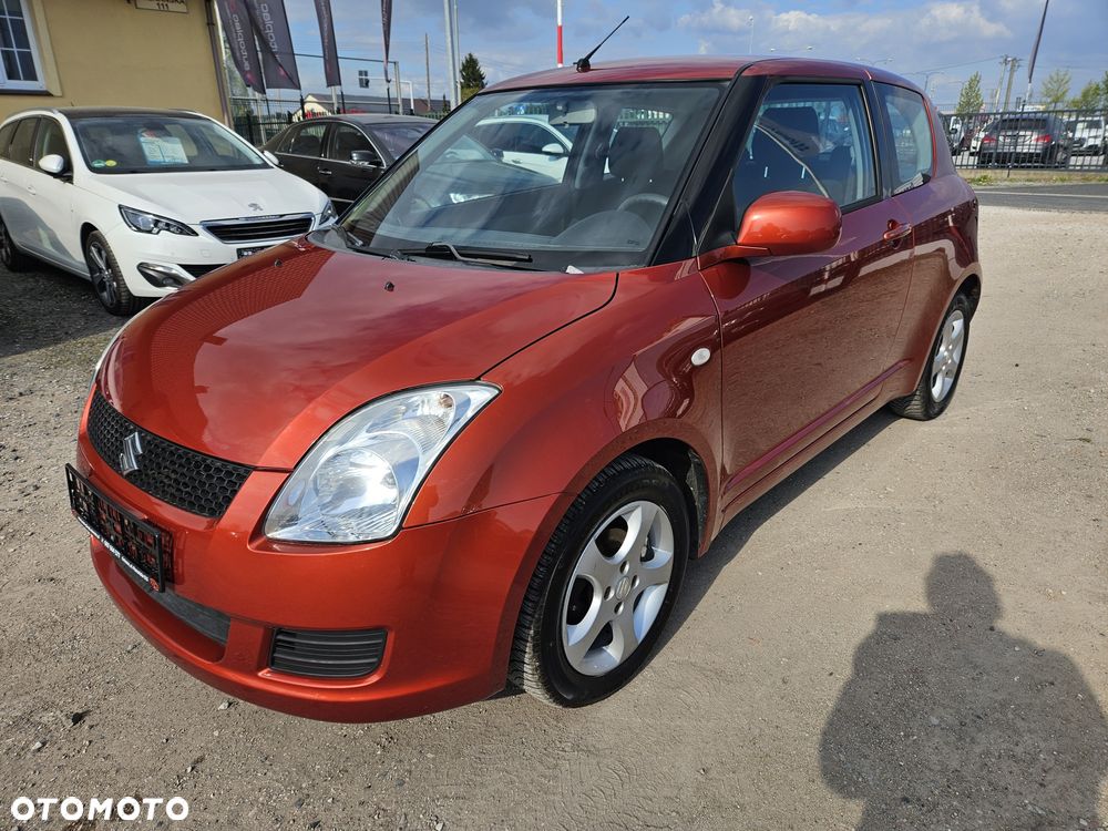 Suzuki Swift - 2