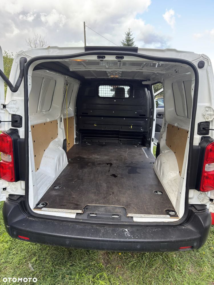 Toyota Pro Ace - 12