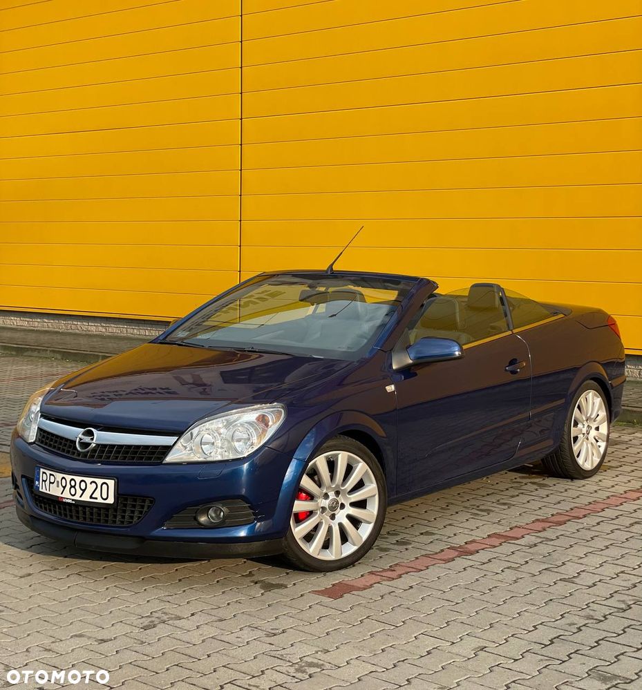 Opel Astra 1.6 Cosmo - 1